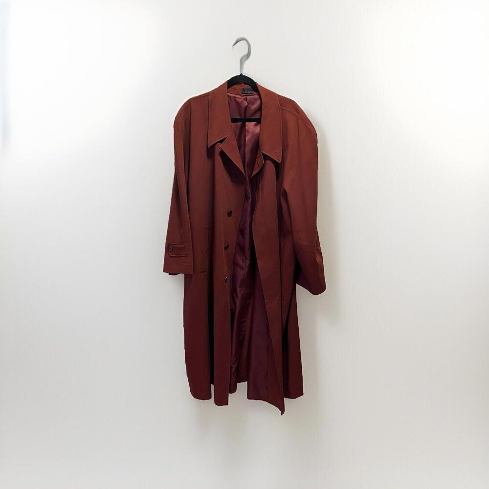 Burgundy Trench Coat with Classic Tailored Fit